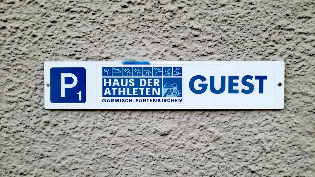 Hostel Der Athleten Garmisch-Partenkirchen Ngoại thất bức ảnh