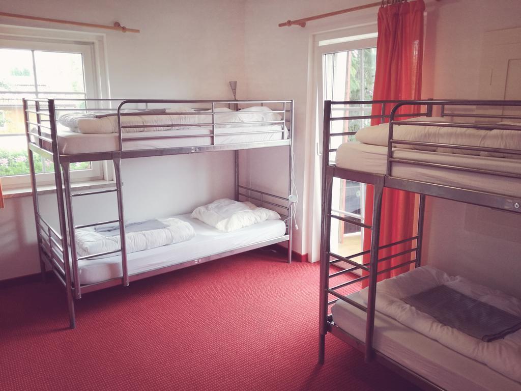 Hostel Der Athleten Garmisch-Partenkirchen Ngoại thất bức ảnh