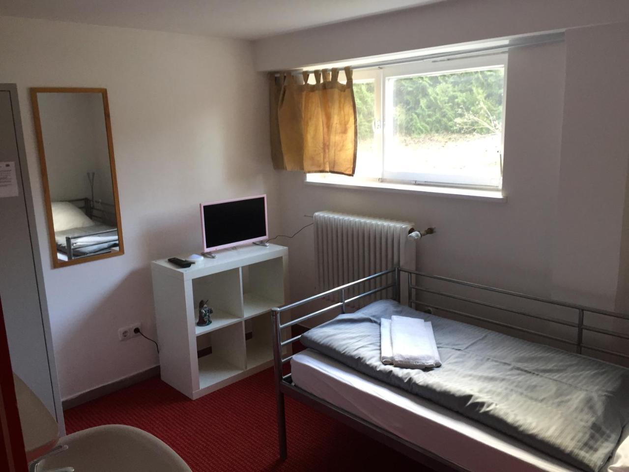 Hostel Der Athleten Garmisch-Partenkirchen Ngoại thất bức ảnh