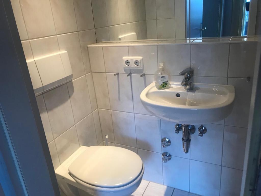 Hostel Der Athleten Garmisch-Partenkirchen Ngoại thất bức ảnh